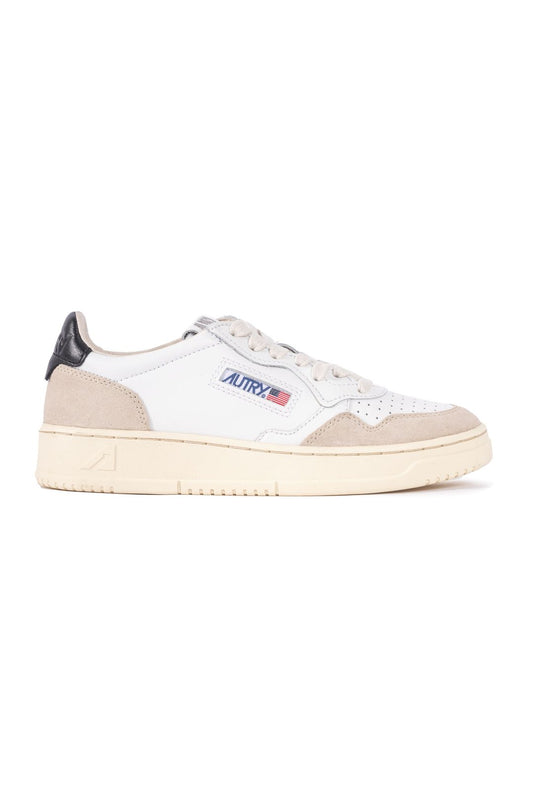 Medalist Low Leather Suede