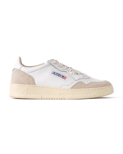 Medalist Low Leather Suede