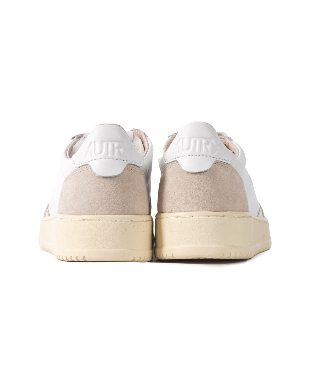 Medalist Low Leather Suede