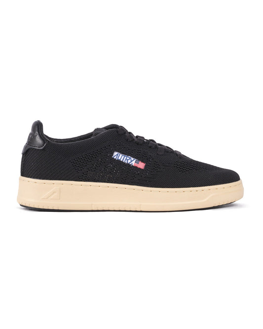 Medalist Easeknit Low Knit Leather