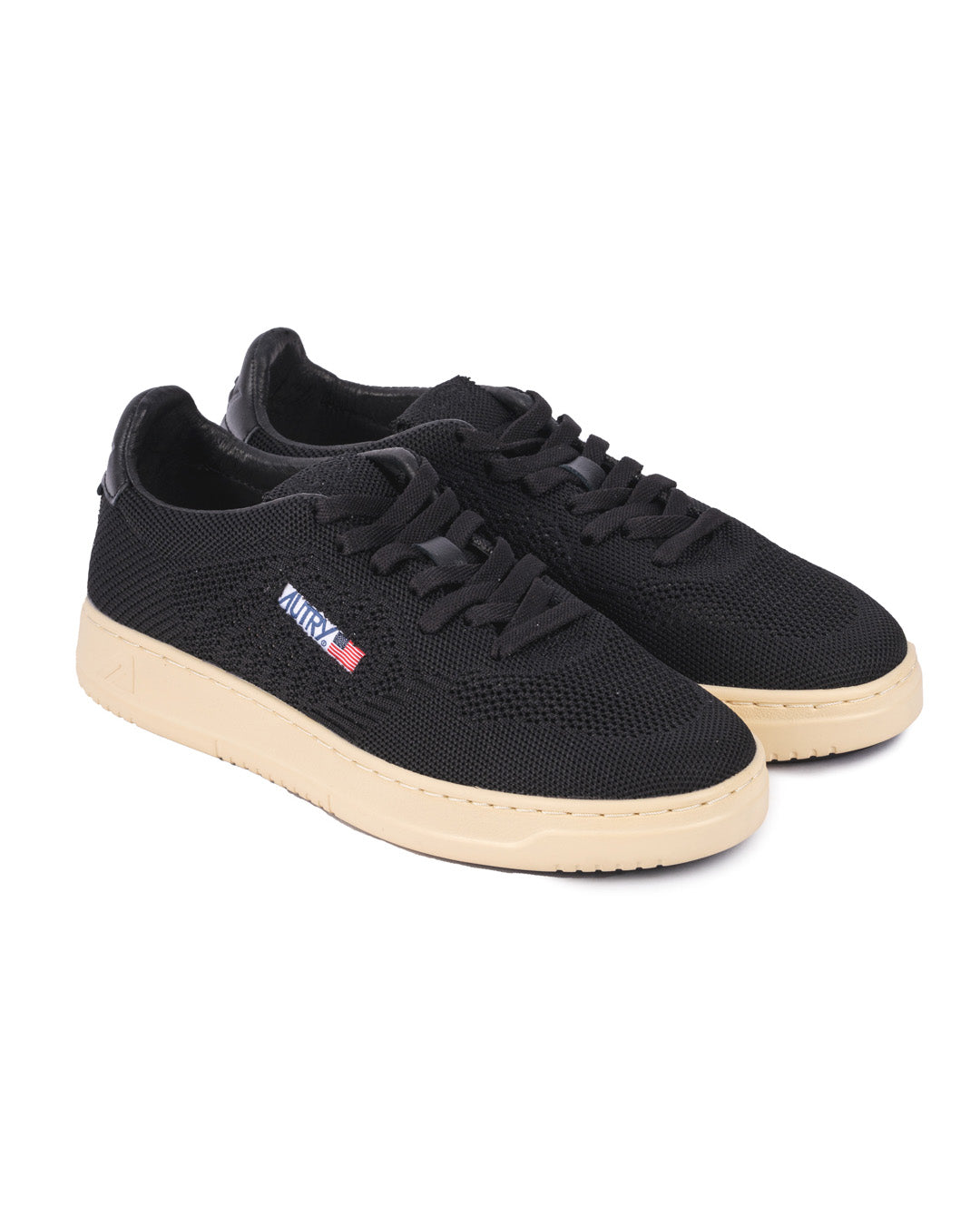 Medalist Easeknit Low Knit Leather