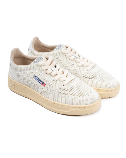 Medalist Easeknit Low Knit Leather